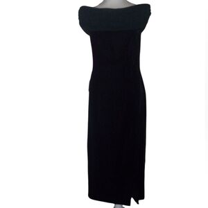 Vintage AJ Bari Deep Hunter Green Velvet Off Shoulder Drape Front Gown Size 8